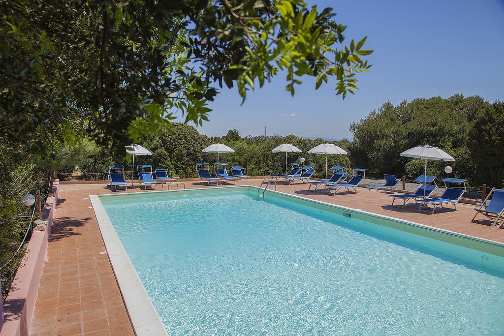 Hotel Mezzaluna Калофорте Экстерьер фото